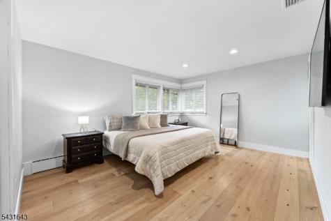 5 Oak Lane Montville NJ 07058