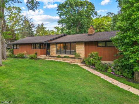 5 Oak Lane Montville NJ 07058