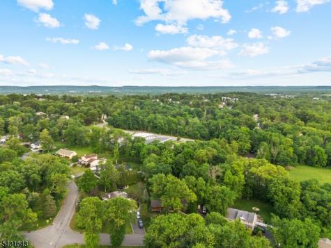 5 Oak Lane Montville NJ 07058