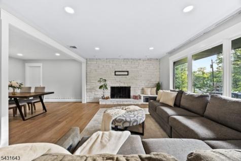 5 Oak Lane Montville NJ 07058