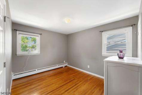 884 Peach Tree Road Union NJ 07083