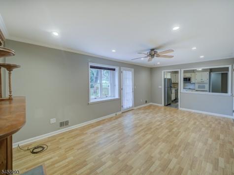 9 Amherst Court Clinton NJ 08801