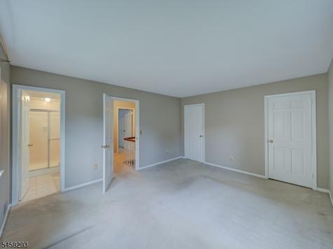 9 Amherst Court Clinton NJ 08801