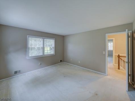 9 Amherst Court Clinton NJ 08801