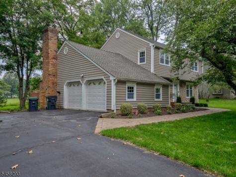 9 Amherst Court Clinton NJ 08801