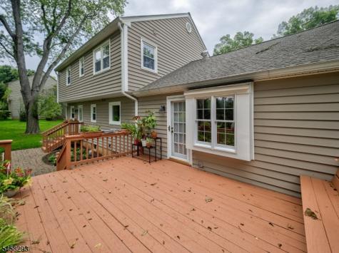 9 Amherst Court Clinton NJ 08801