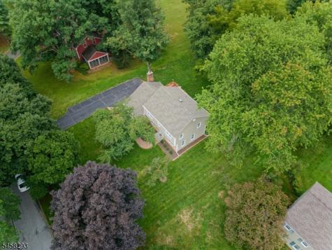 9 Amherst Court Clinton NJ 08801