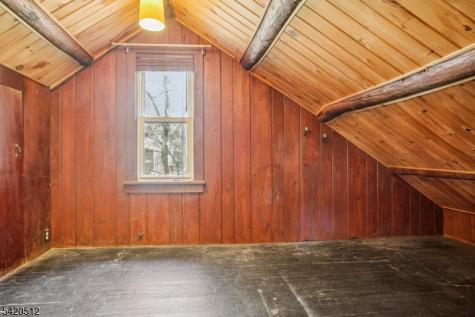 6 West Circle Ringwood NJ 07456