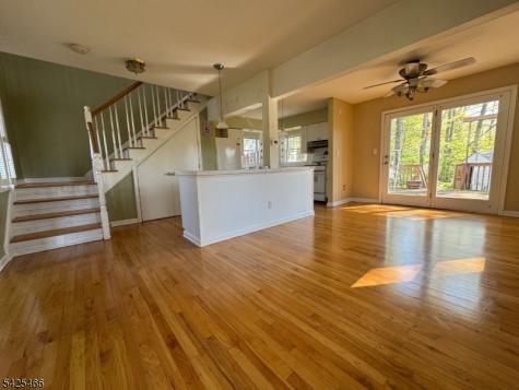 95 Unger Avenue Hopatcong NJ 07874