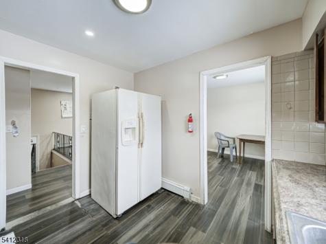 42 Mercer Street Carteret NJ 07008