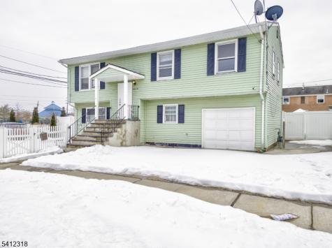 42 Mercer Street Carteret NJ 07008