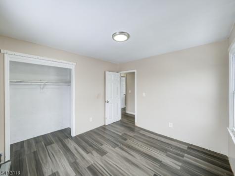 42 Mercer Street Carteret NJ 07008