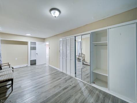 42 Mercer Street Carteret NJ 07008
