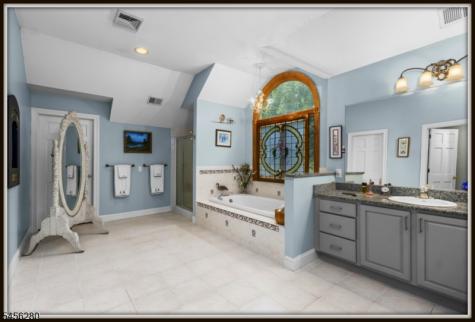 1020 Old Foundry Road Stillwater NJ 07860