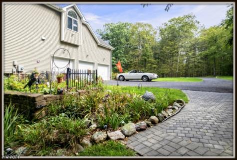 1020 Old Foundry Road Stillwater NJ 07860