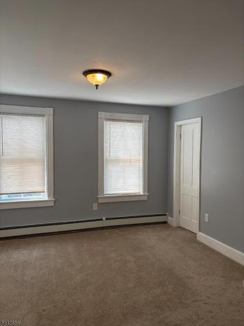 58 Thompson Street Raritan NJ 08869
