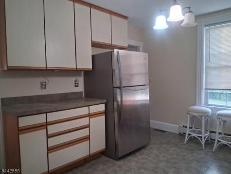 58 Thompson Street Raritan NJ 08869