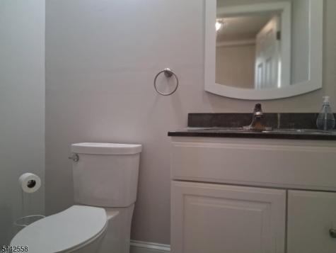 58 Thompson Street Raritan NJ 08869