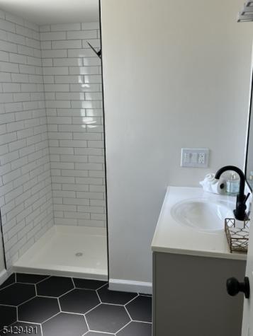 724 3RD Street Lyndhurst NJ 07071