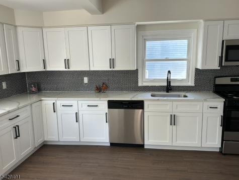 724 3RD Street Lyndhurst NJ 07071