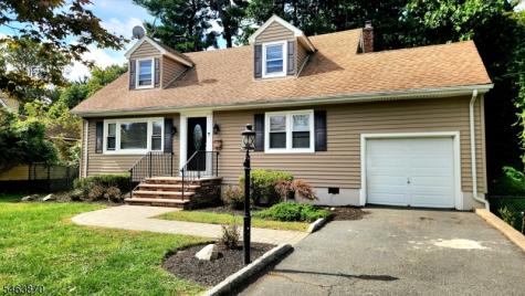11 Brookhill Place Little Falls NJ 07424