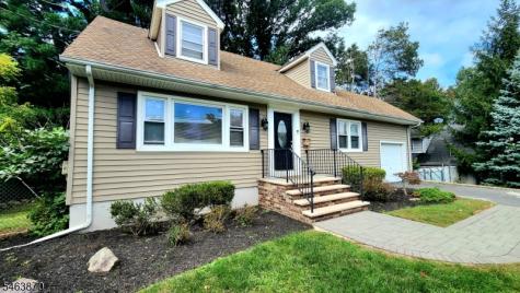 11 Brookhill Place Little Falls NJ 07424