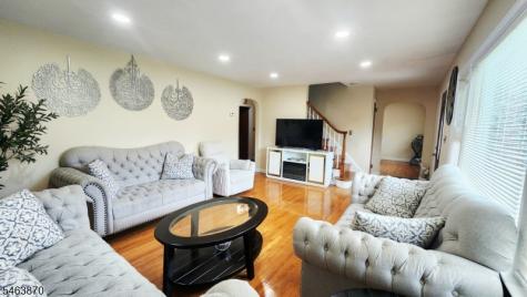 11 Brookhill Place Little Falls NJ 07424