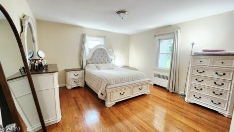 11 Brookhill Place Little Falls NJ 07424