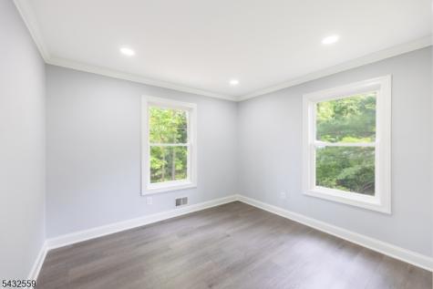 8 Sherwood Place Wharton NJ 07885