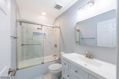 8 Sherwood Place Wharton NJ 07885