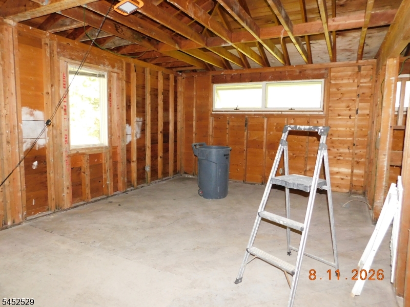 211 Pickle Road Washington NJ 07830
