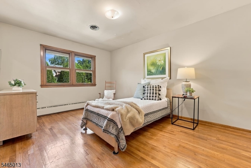 66 Enclosure Street Nutley NJ 07110