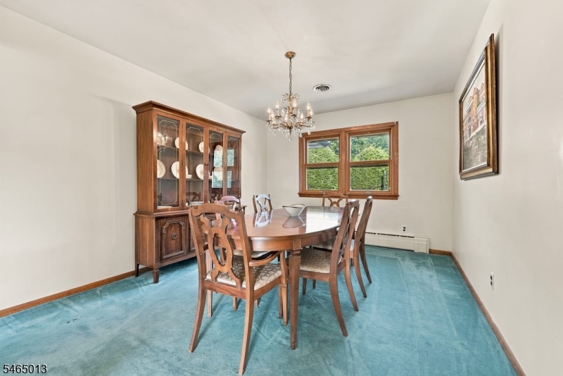 66 Enclosure Street Nutley NJ 07110