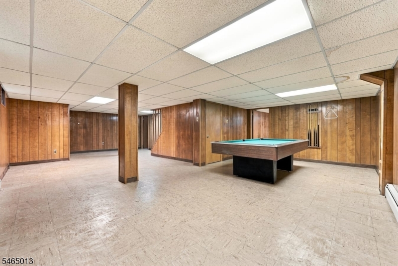 66 Enclosure Street Nutley NJ 07110
