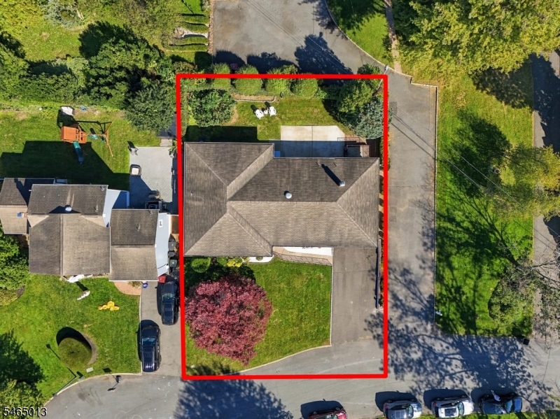 66 Enclosure Street Nutley NJ 07110