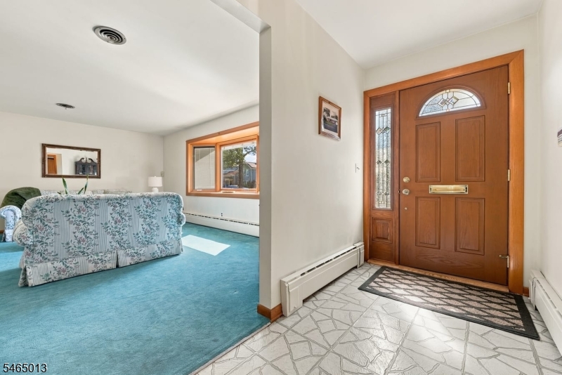 66 Enclosure Street Nutley NJ 07110