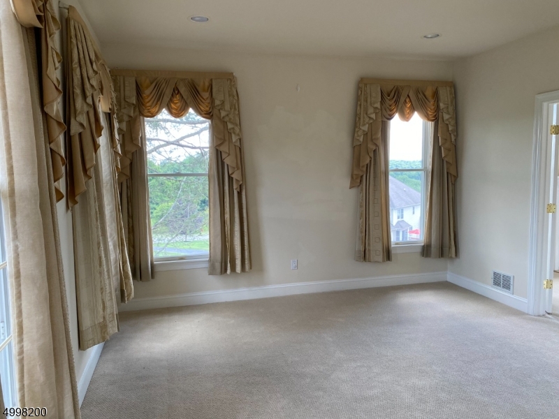 21 Bonnieview Lane Montville NJ 07082