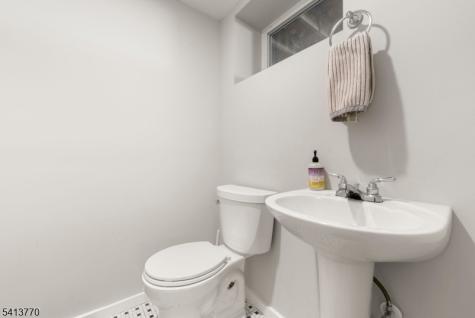 1070 Cumbermeade Road Fort Lee NJ 07024