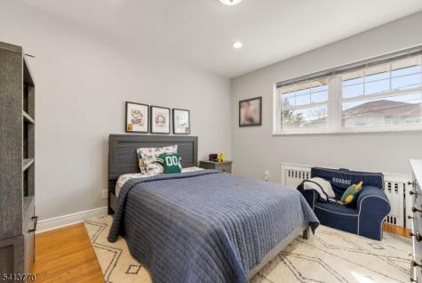 1070 Cumbermeade Road Fort Lee NJ 07024
