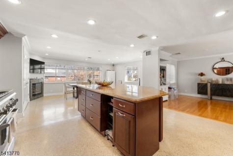 1070 Cumbermeade Road Fort Lee NJ 07024