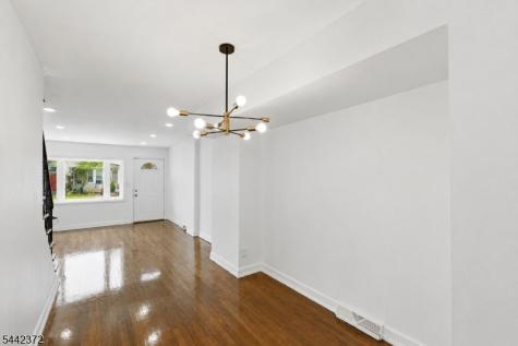 8 Van Nostrand Avenue Jersey City NJ 07305
