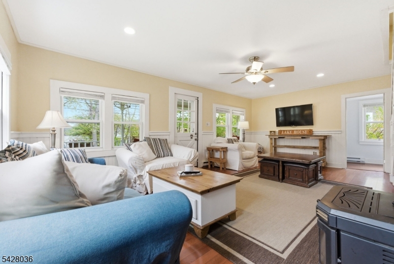 113 E Shore Culver Road Frankford NJ 07826