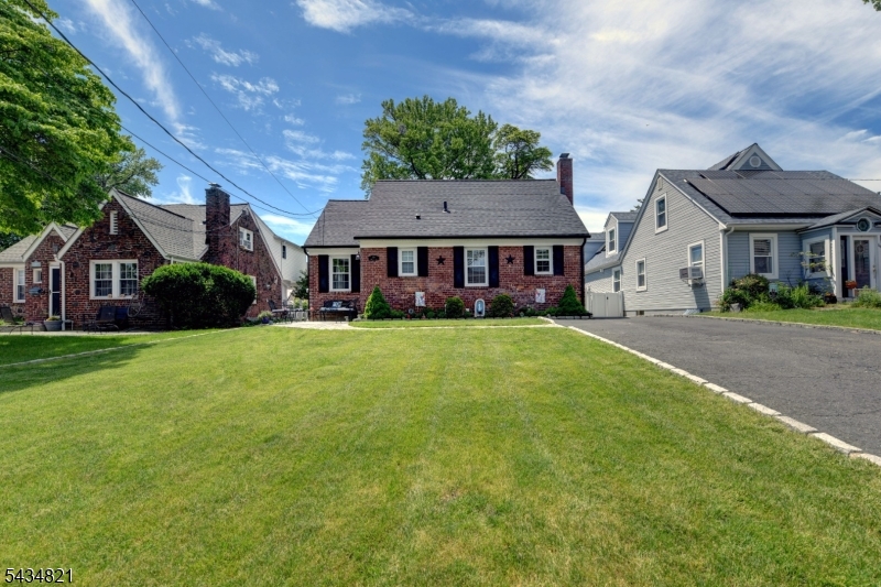 60 Merritt Avenue Dumont NJ 07628