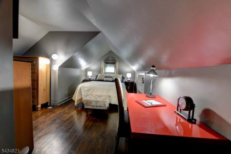 60 Merritt Avenue Dumont NJ 07628