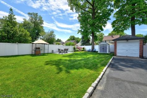 60 Merritt Avenue Dumont NJ 07628