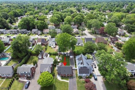 60 Merritt Avenue Dumont NJ 07628