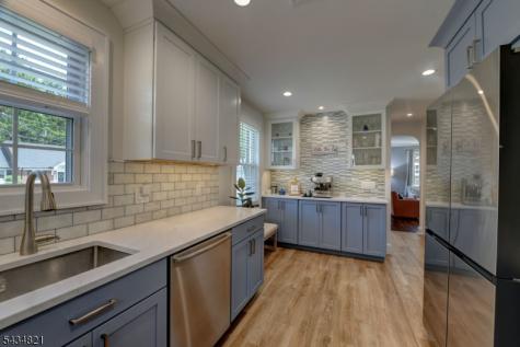 60 Merritt Avenue Dumont NJ 07628