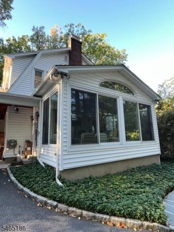 5 Upland Way Verona NJ 07044