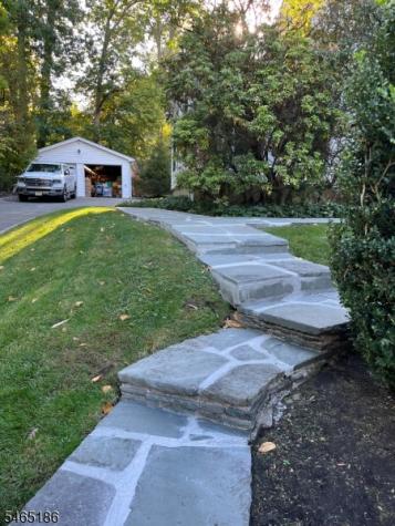 5 Upland Way Verona NJ 07044
