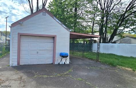 23 Colonial Avenue Cove Paterson NJ 07502